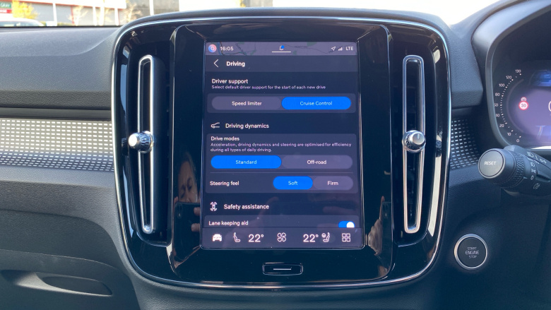 Volvo XC40 2.0 B3P Plus Dark 5dr Auto Petrol Estate